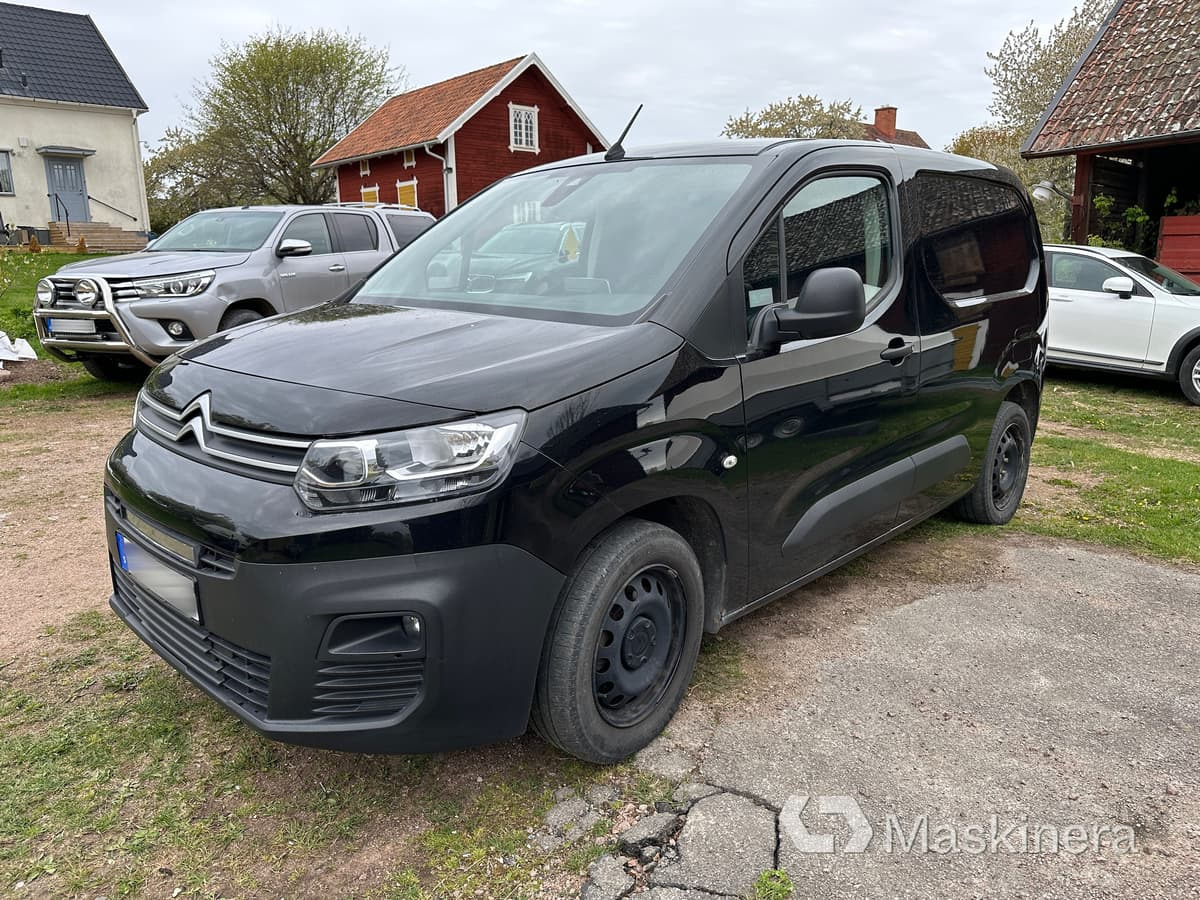 Arbetsbil Citroën Berlingo 1.2 PureTech Aut - فان المدمجة: صورة 1 Arbetsbil Citroën Berlingo 1.2 PureTech Aut - فان المدمجة: صورة 1