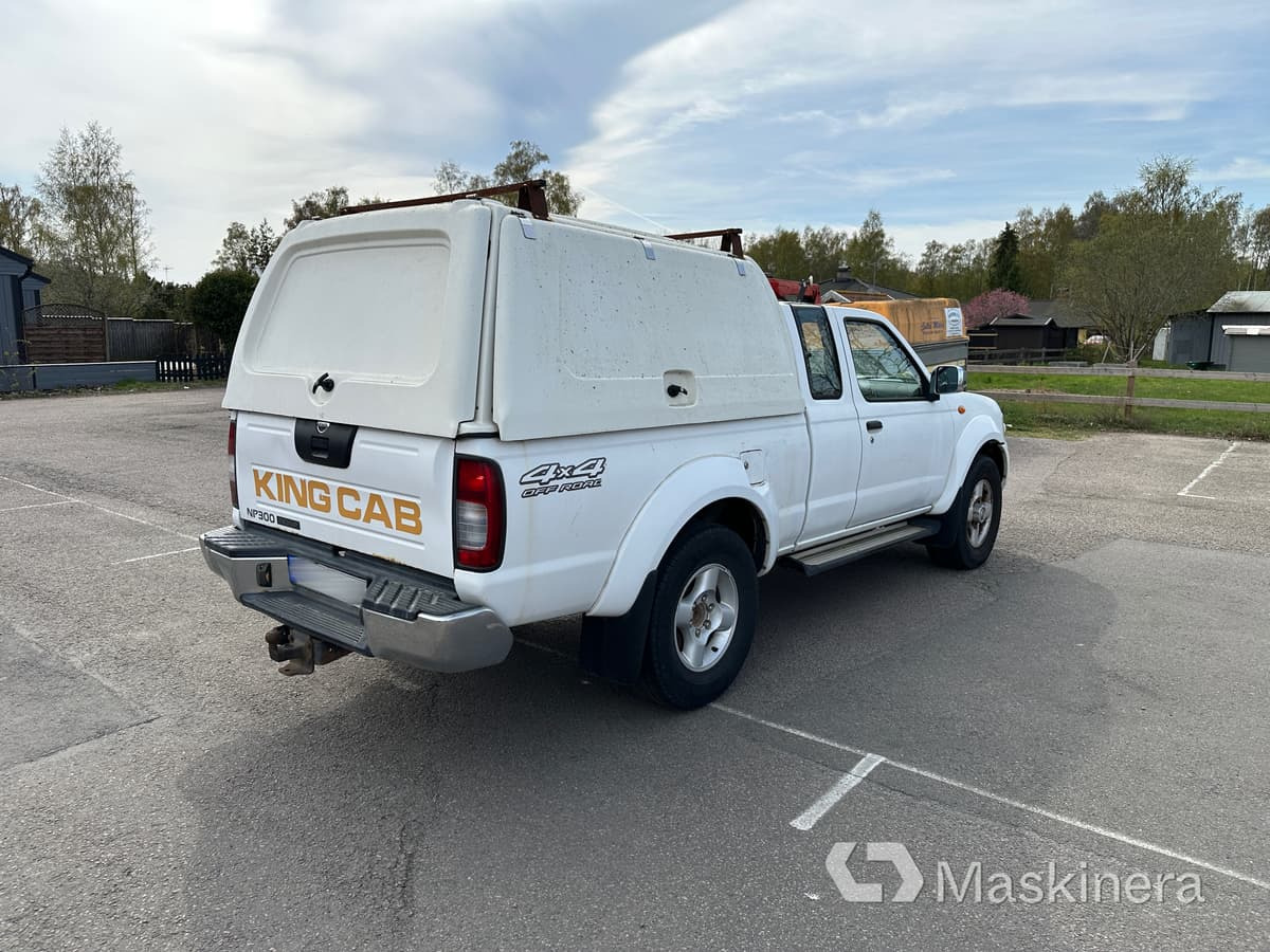 Arbetsbil Nissan NP300 King Cab 2.5 - فان: صورة 5 Arbetsbil Nissan NP300 King Cab 2.5 - فان: صورة 5
