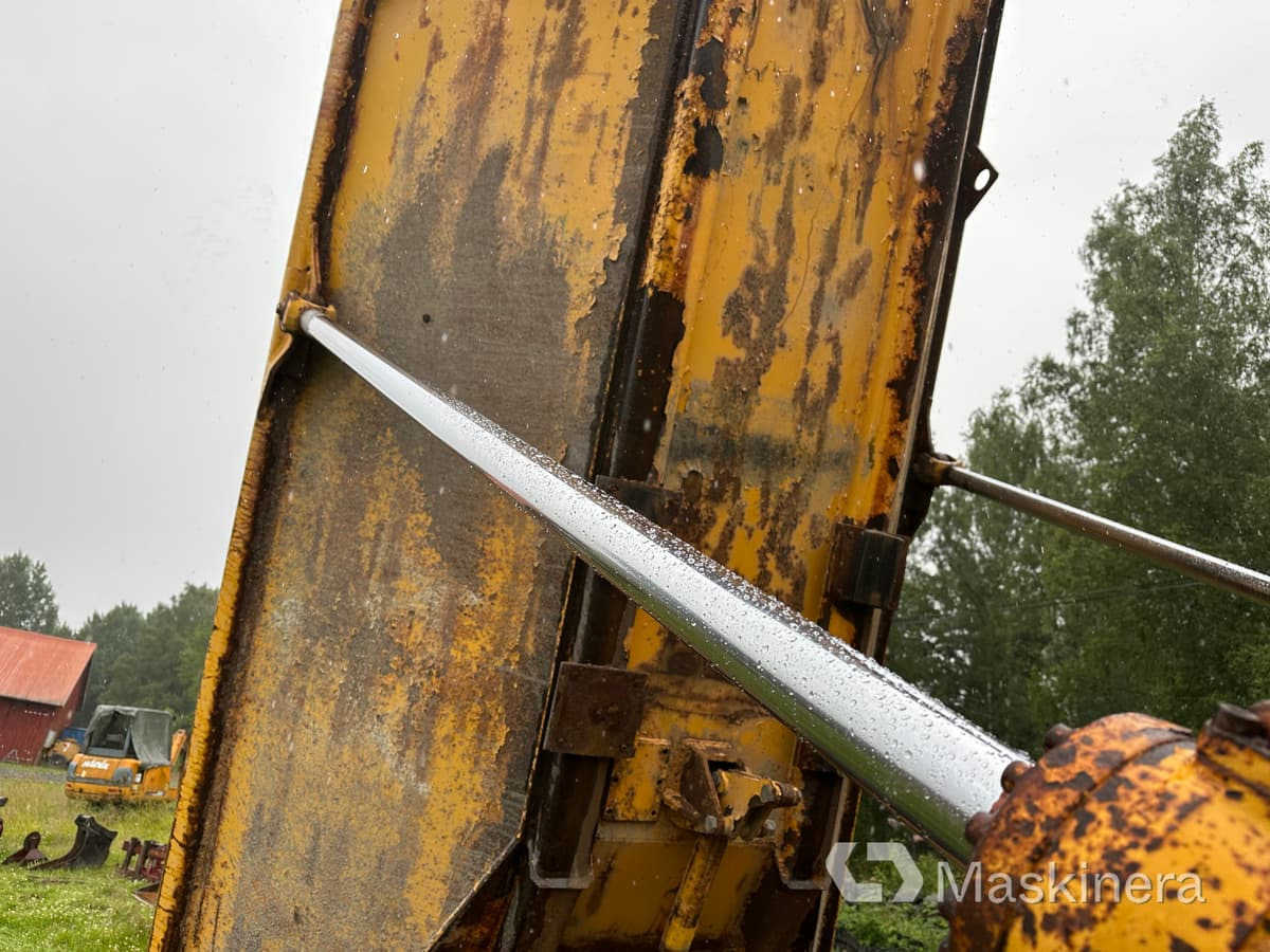 شاحنة قلاب مفصلية Dumper Volvo BM A25B 6x6: صورة 48