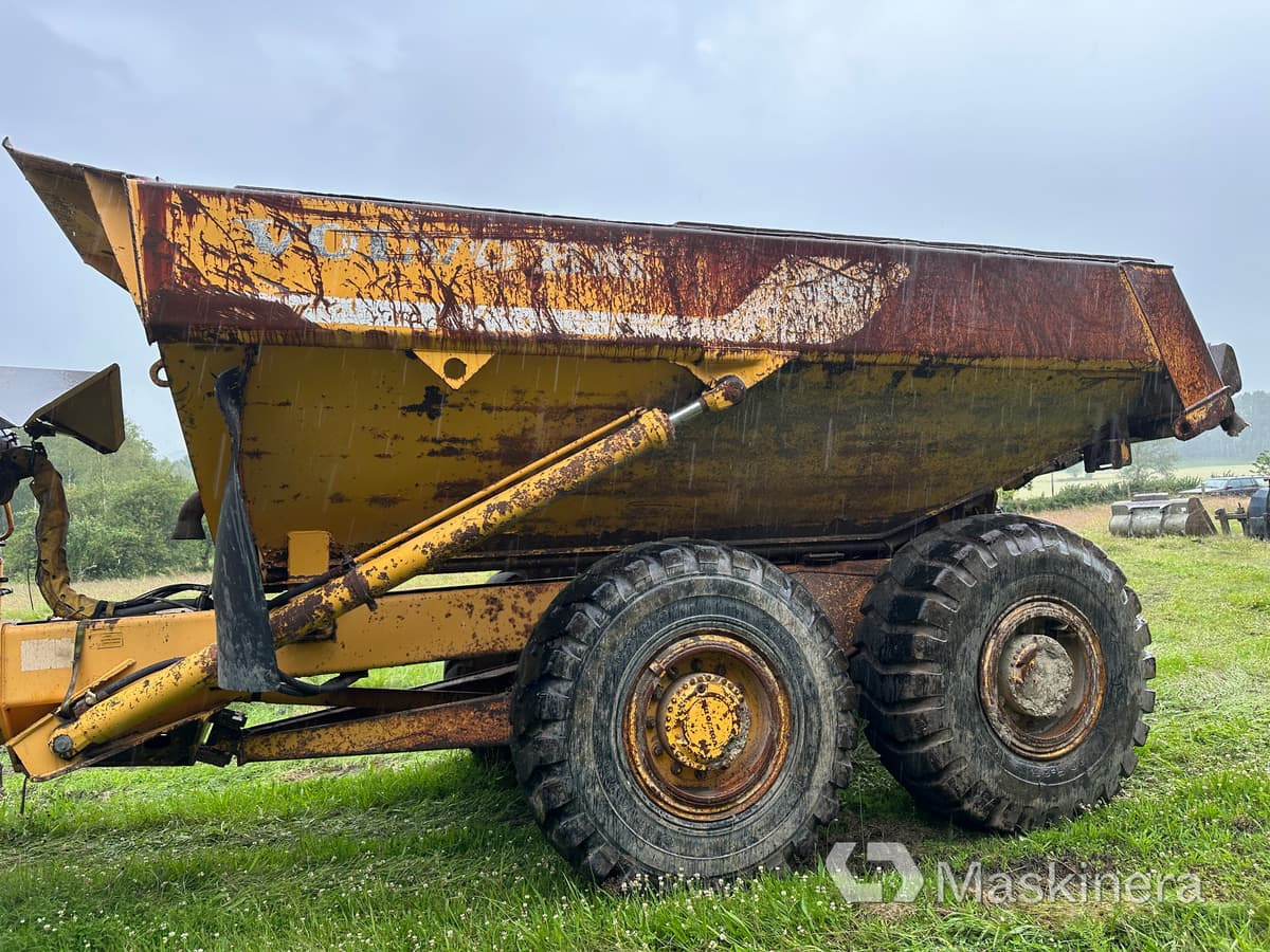 شاحنة قلاب مفصلية Dumper Volvo BM A25B 6x6: صورة 7
