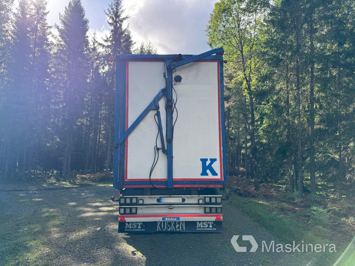 Flisbil Volvo FH16 8X4 med kran & sidtipp - وحدة جر, مقطورة قلاب: صورة 5 Flisbil Volvo FH16 8X4 med kran & sidtipp - وحدة جر, مقطورة قلاب: صورة 5