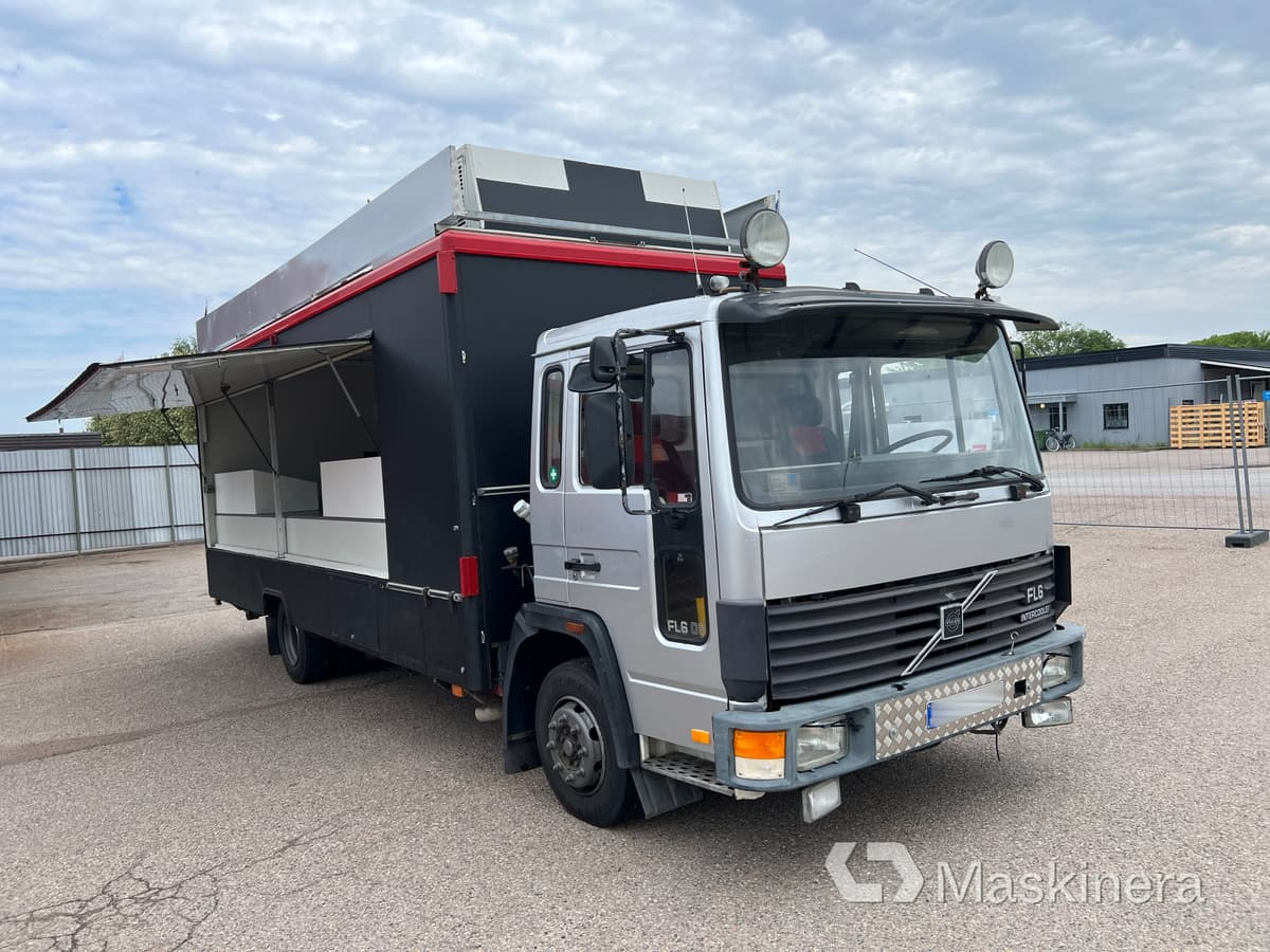 Foodtruck Volvo FL611 4X2 - شاحنة بيع الطعام: صورة 3 Foodtruck Volvo FL611 4X2 - شاحنة بيع الطعام: صورة 3