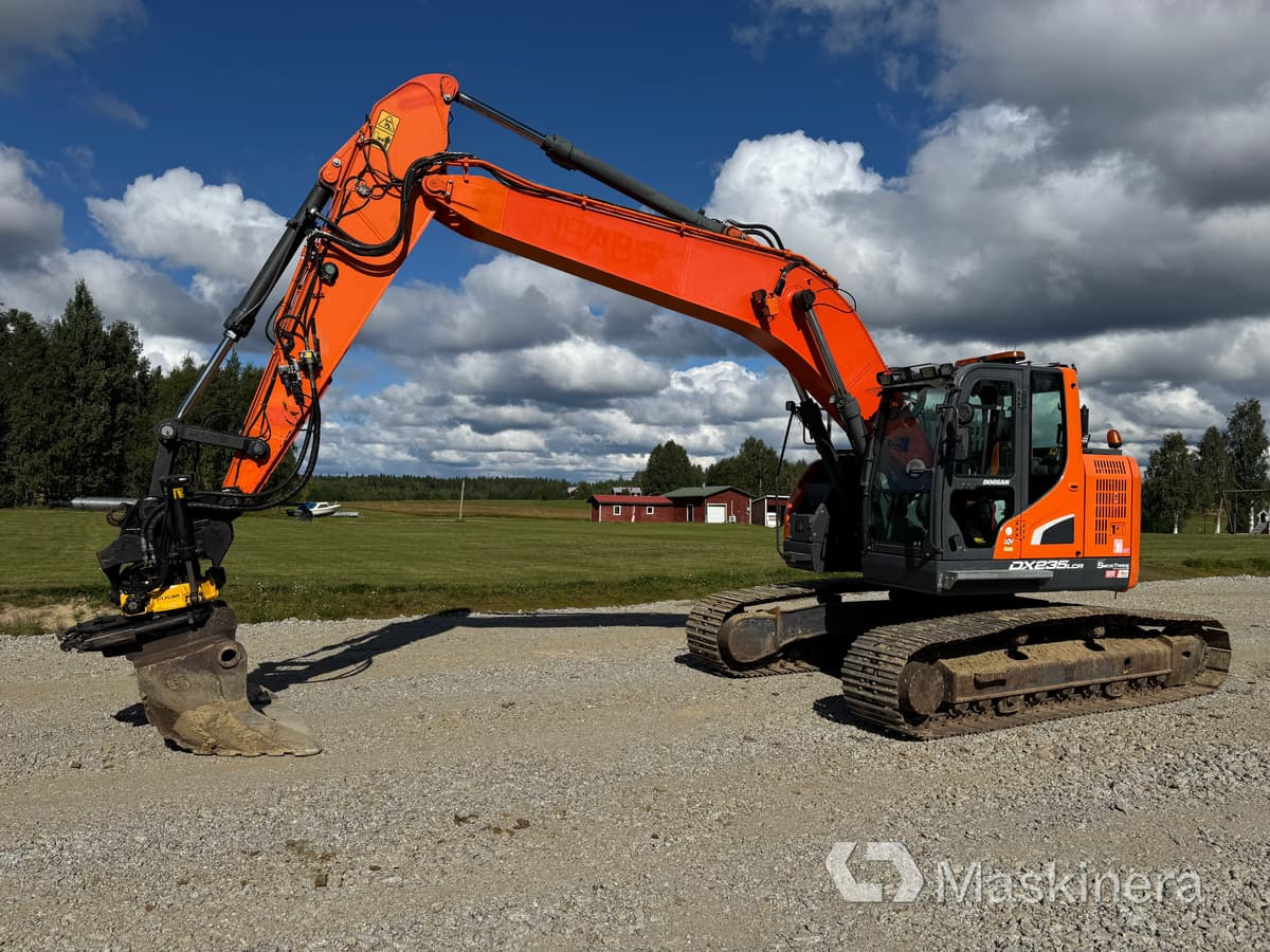 Grävmaskin Doosan DX235LCR-5 - حفار زحاف: صورة 1 Grävmaskin Doosan DX235LCR-5 - حفار زحاف: صورة 1