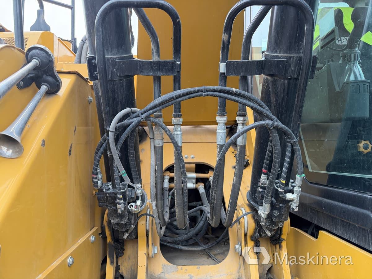 حفار زحاف Grävmaskin CAT 325: صورة 22 حفار زحاف Grävmaskin CAT 325: صورة 22