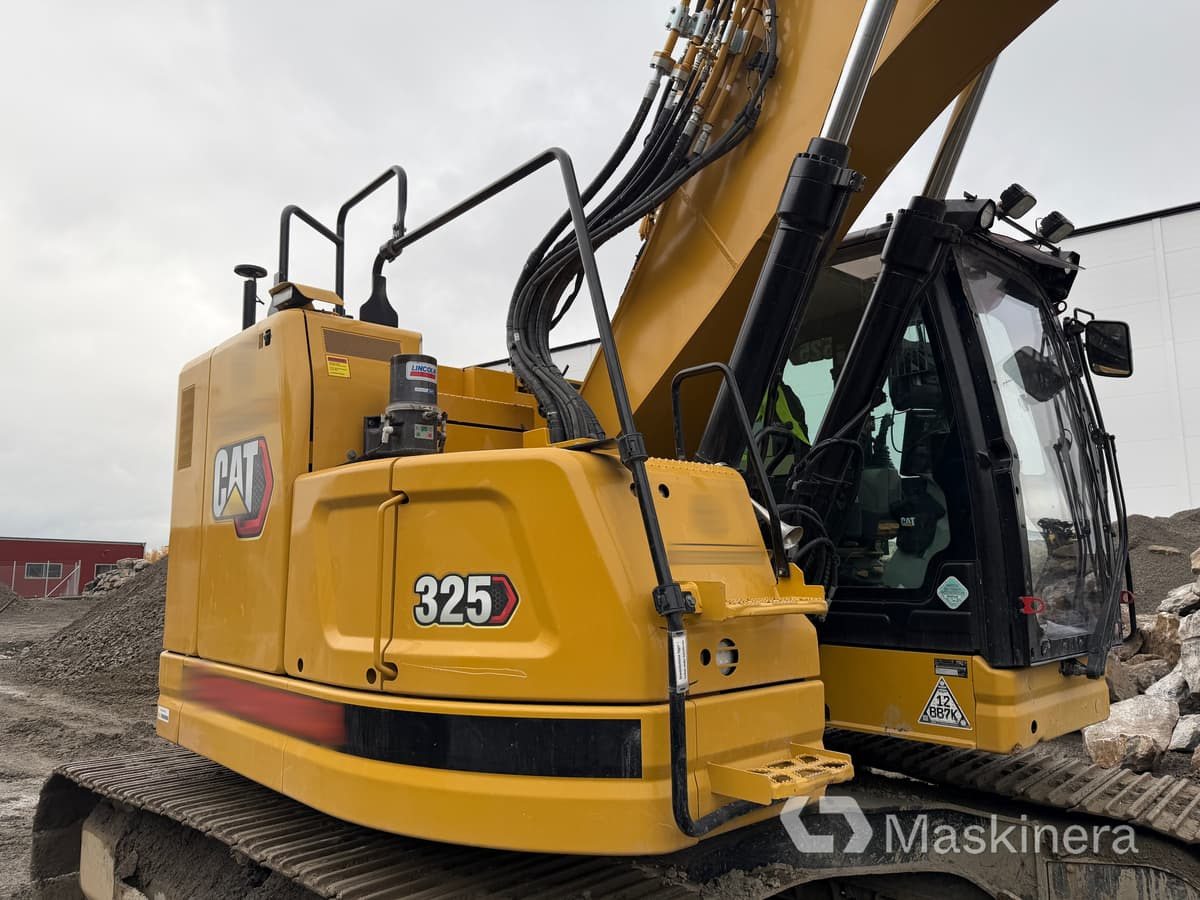 حفار زحاف Grävmaskin CAT 325: صورة 11 حفار زحاف Grävmaskin CAT 325: صورة 11