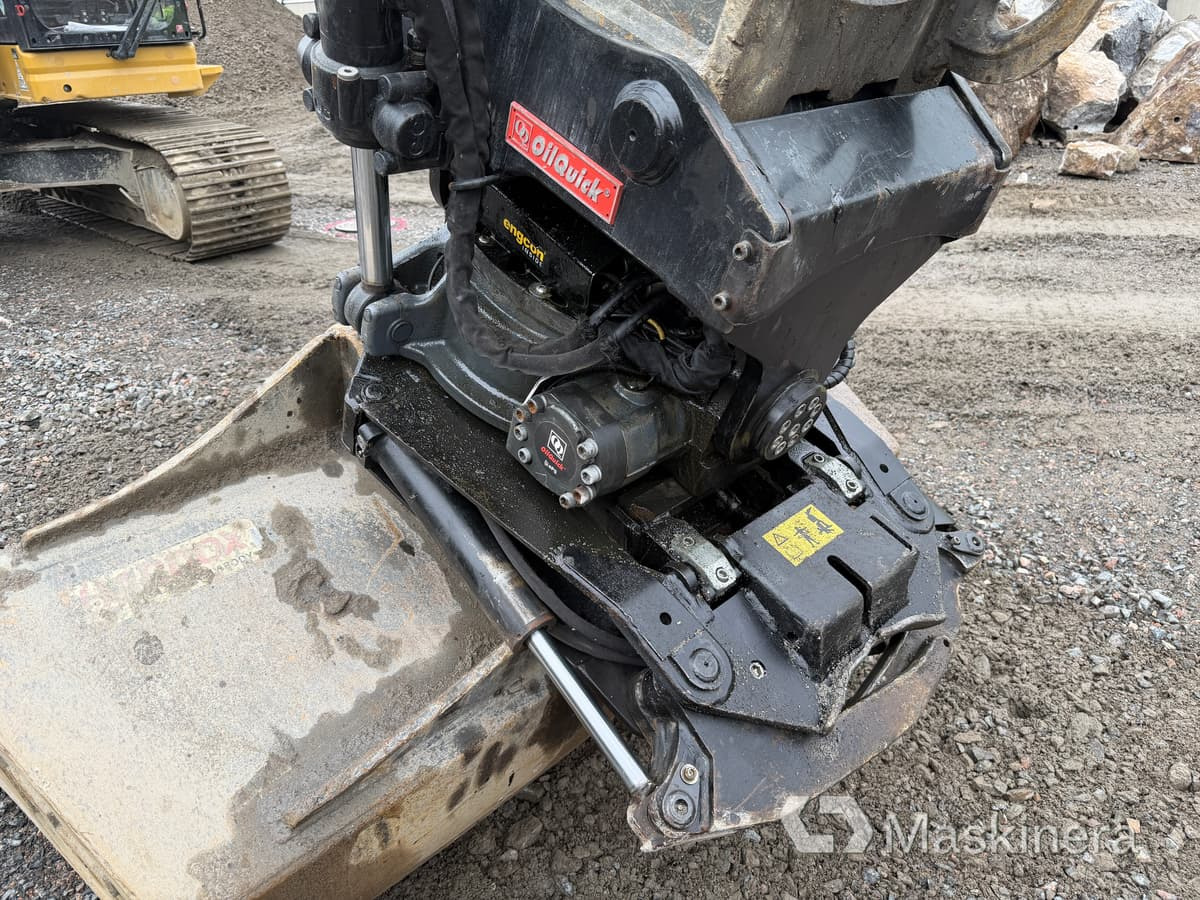 حفار زحاف Grävmaskin CAT 325: صورة 25 حفار زحاف Grävmaskin CAT 325: صورة 25