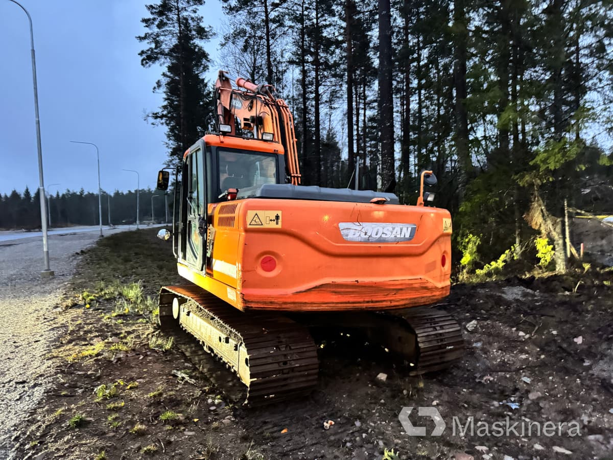 Grävmaskin Doosan DX140LC - حفار زحاف: صورة 5 Grävmaskin Doosan DX140LC - حفار زحاف: صورة 5