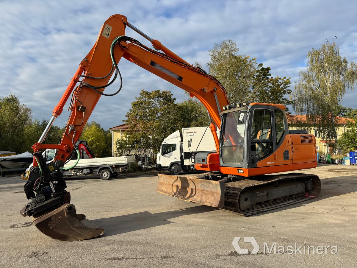 Grävmaskin Doosan DX140LC - حفار زحاف: صورة 1 Grävmaskin Doosan DX140LC - حفار زحاف: صورة 1