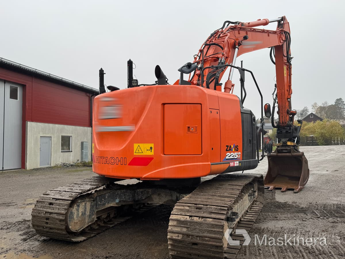 Grävmaskin Hitachi ZX225USLC-6 - حفار زحاف: صورة 5 Grävmaskin Hitachi ZX225USLC-6 - حفار زحاف: صورة 5