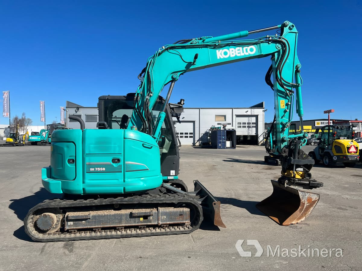 Grävmaskin Kobelco SK75SR-3E - حفار زحاف: صورة 4 Grävmaskin Kobelco SK75SR-3E - حفار زحاف: صورة 4