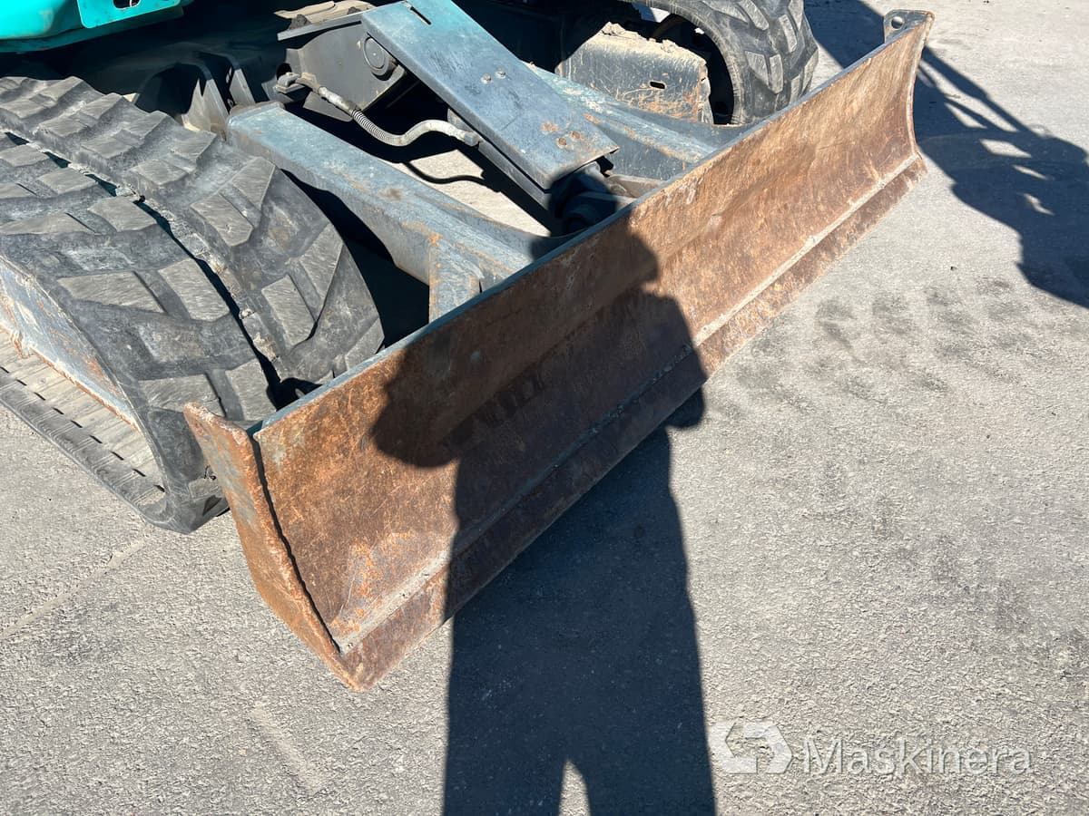 حفار زحاف Grävmaskin Kobelco SK75SR-3E: صورة 45