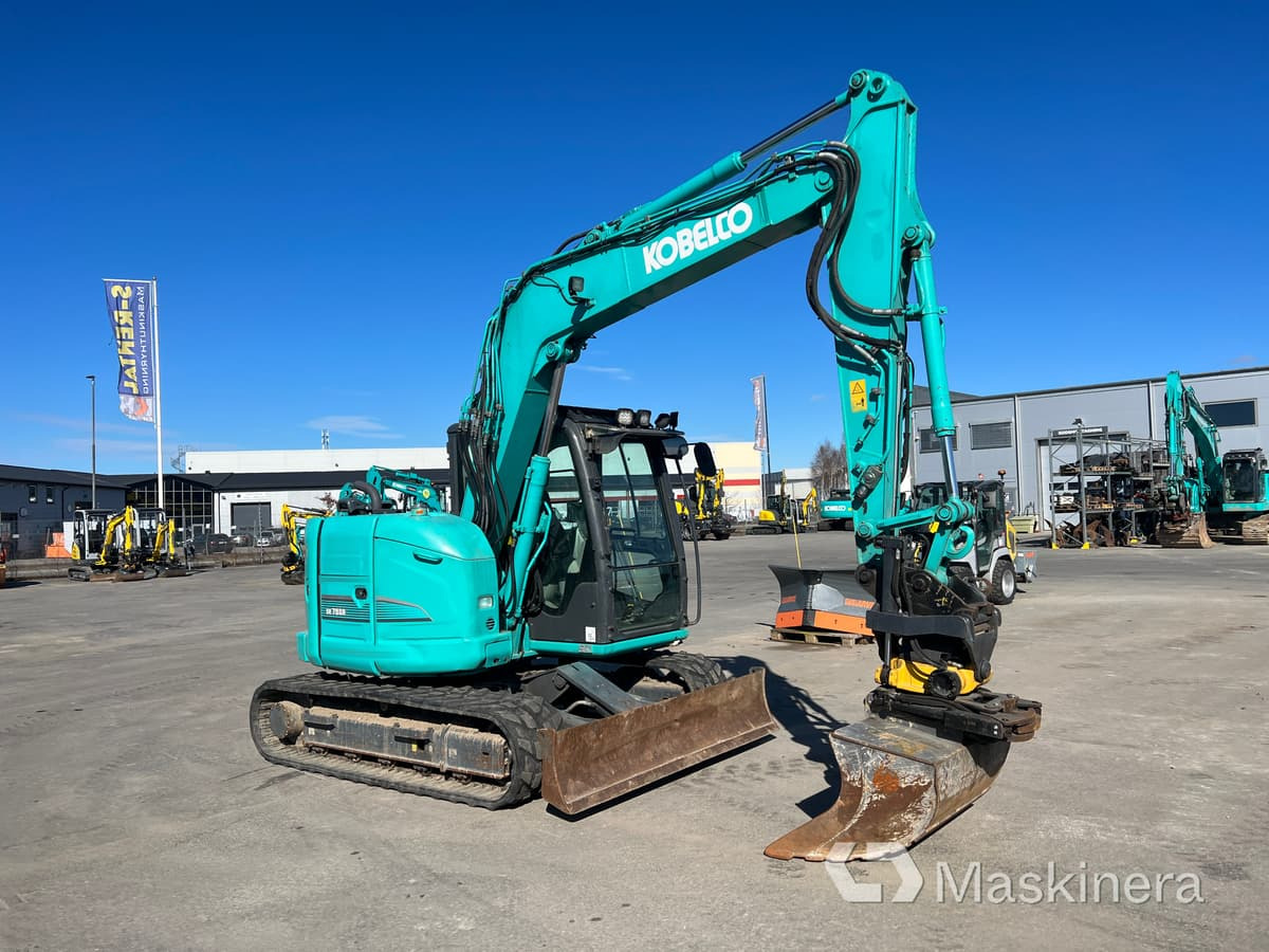 Grävmaskin Kobelco SK75SR-3E - حفار زحاف: صورة 3 Grävmaskin Kobelco SK75SR-3E - حفار زحاف: صورة 3
