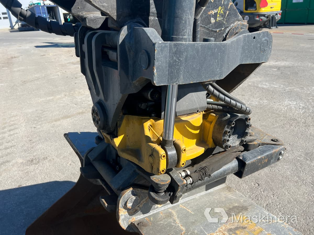 حفار زحاف Grävmaskin Kobelco SK75SR-3E: صورة 21