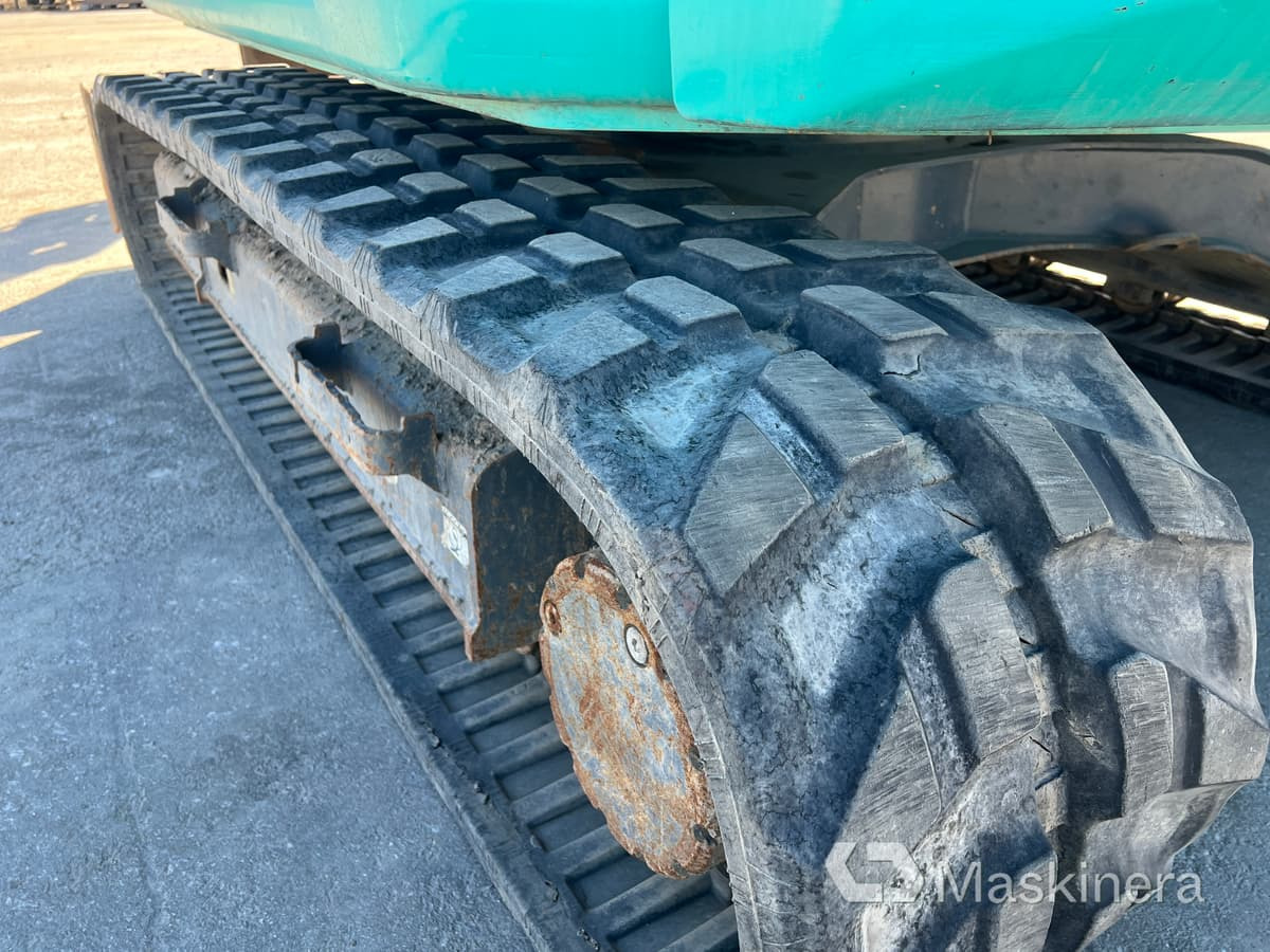 حفار زحاف Grävmaskin Kobelco SK75SR-3E: صورة 43