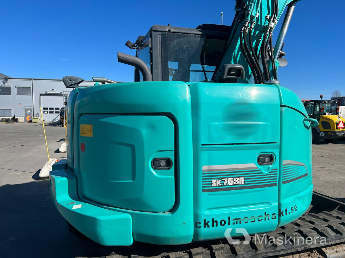حفار زحاف Grävmaskin Kobelco SK75SR-3E: صورة 13