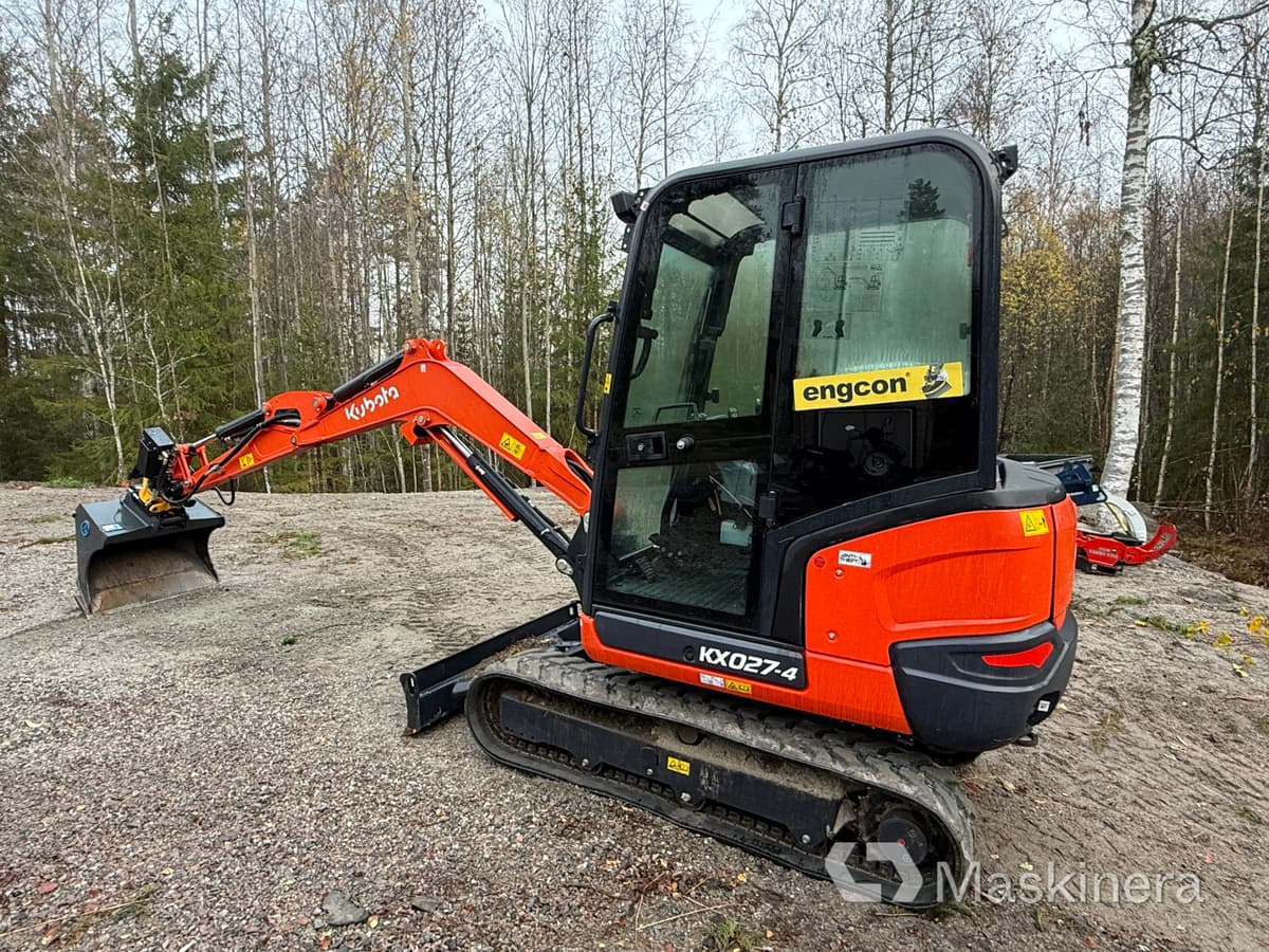 Grävmaskin Kubota KX027-4 med flera redskap - حفار زحاف: صورة 3 Grävmaskin Kubota KX027-4 med flera redskap - حفار زحاف: صورة 3
