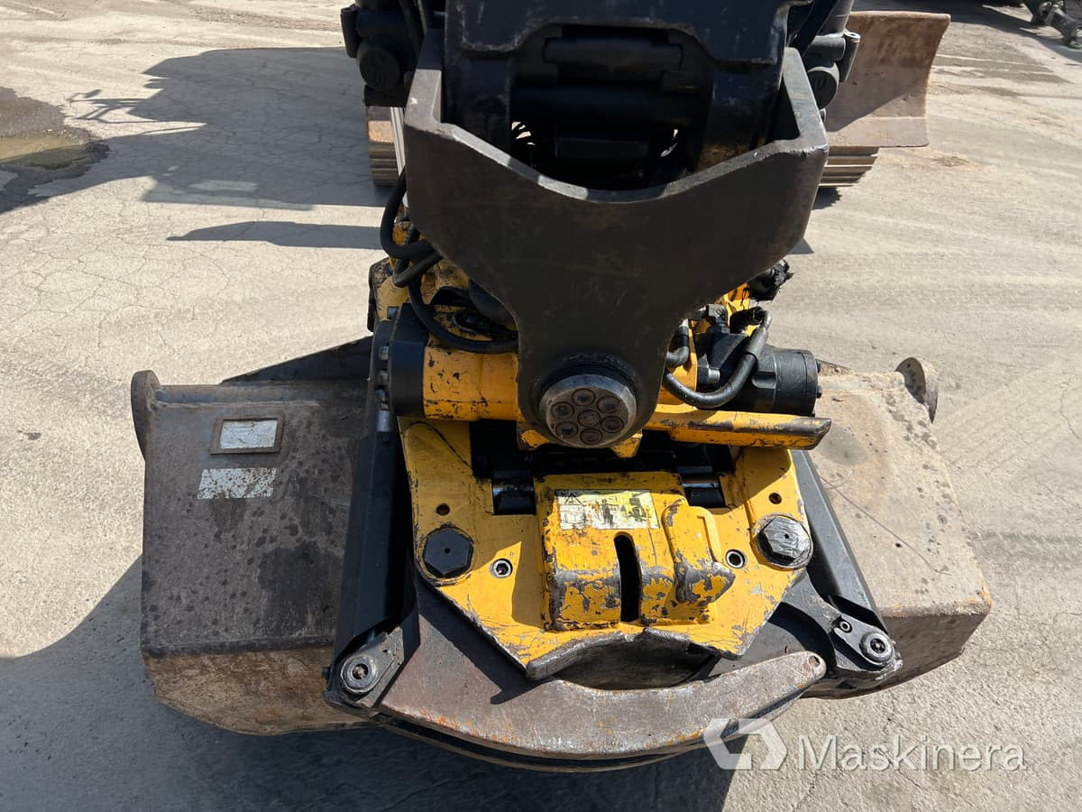 حفار زحاف Grävmaskin Volvo EC140EL med 3 skopor: صورة 24
