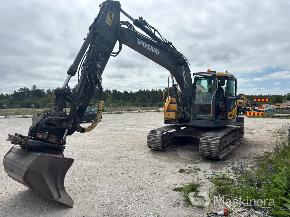 Grävmaskin Volvo ECR145DL - حفار زحاف: صورة 1 Grävmaskin Volvo ECR145DL - حفار زحاف: صورة 1