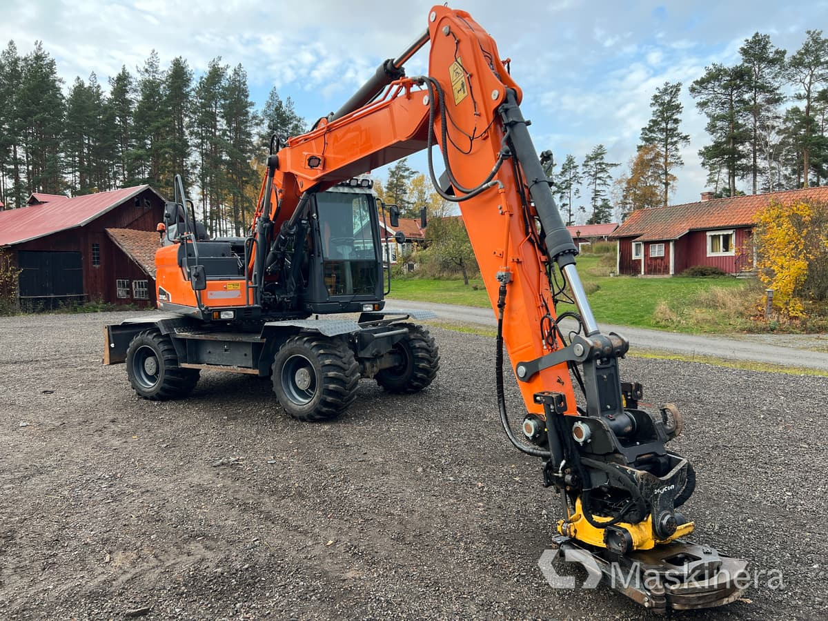 Hjulgrävare Doosan DX140-5 - حفار زحاف: صورة 3 Hjulgrävare Doosan DX140-5 - حفار زحاف: صورة 3