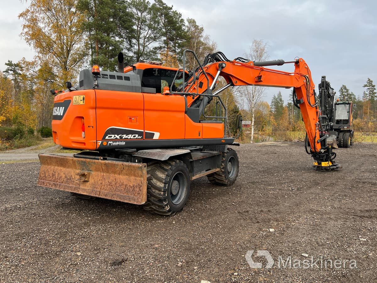 Hjulgrävare Doosan DX140-5 - حفار زحاف: صورة 5 Hjulgrävare Doosan DX140-5 - حفار زحاف: صورة 5
