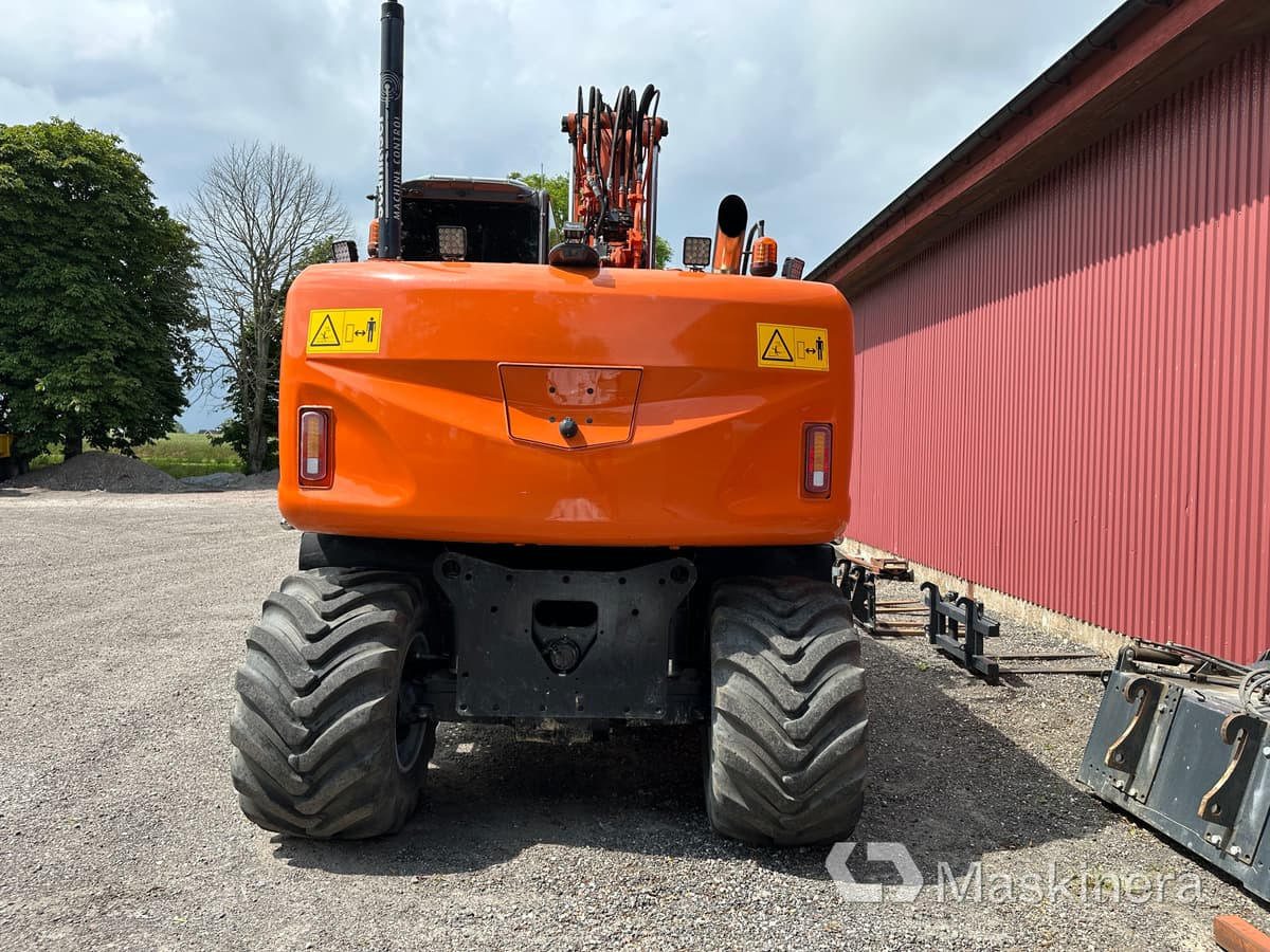 Hjulgrävare Hitachi ZX140W-3 - حفار زحاف: صورة 5 Hjulgrävare Hitachi ZX140W-3 - حفار زحاف: صورة 5