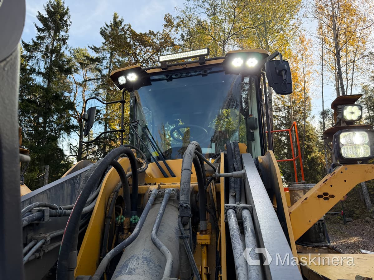 اللودر بعجل Hjullastare Volvo L180H: صورة 30 اللودر بعجل Hjullastare Volvo L180H: صورة 30