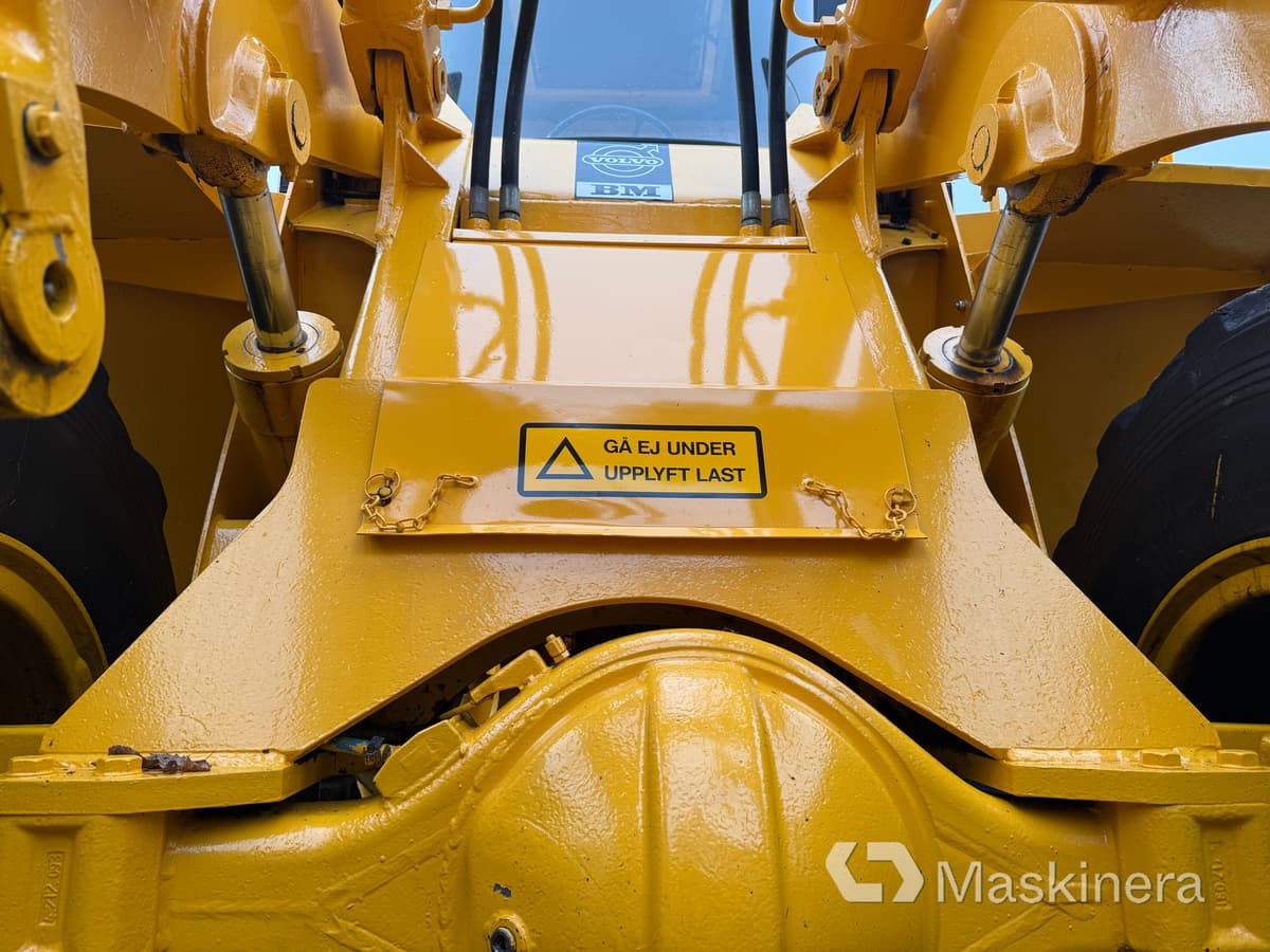 اللودر بعجل Hjullastare Volvo LM846 med tillbehör: صورة 12