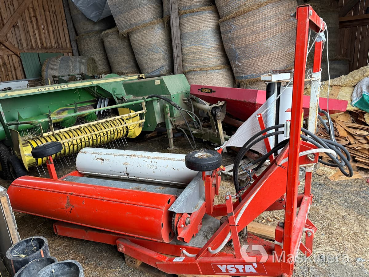 Inplastare Ysta Bale wrap 1600 med sidospakar - آلة تغليف بالة التبن: صورة 2 Inplastare Ysta Bale wrap 1600 med sidospakar - آلة تغليف بالة التبن: صورة 2