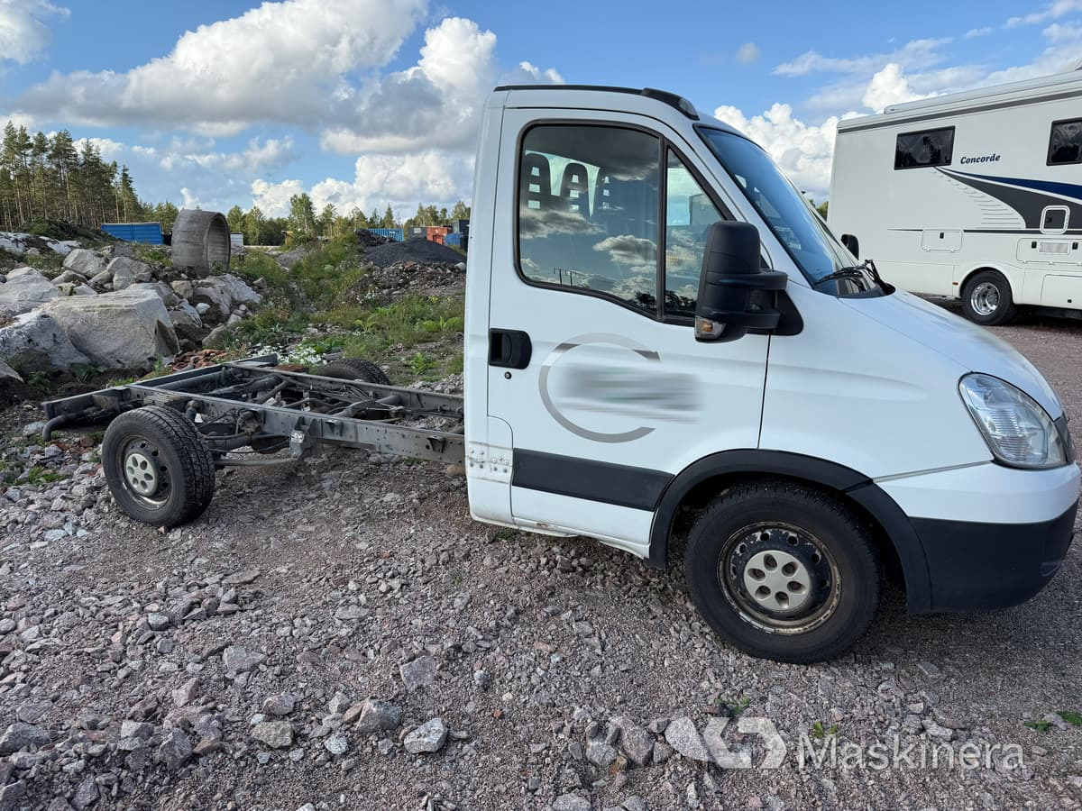 Iveco 35S14/3.0 Chassi (Rep. objekt) - فان: صورة 4 Iveco 35S14/3.0 Chassi (Rep. objekt) - فان: صورة 4