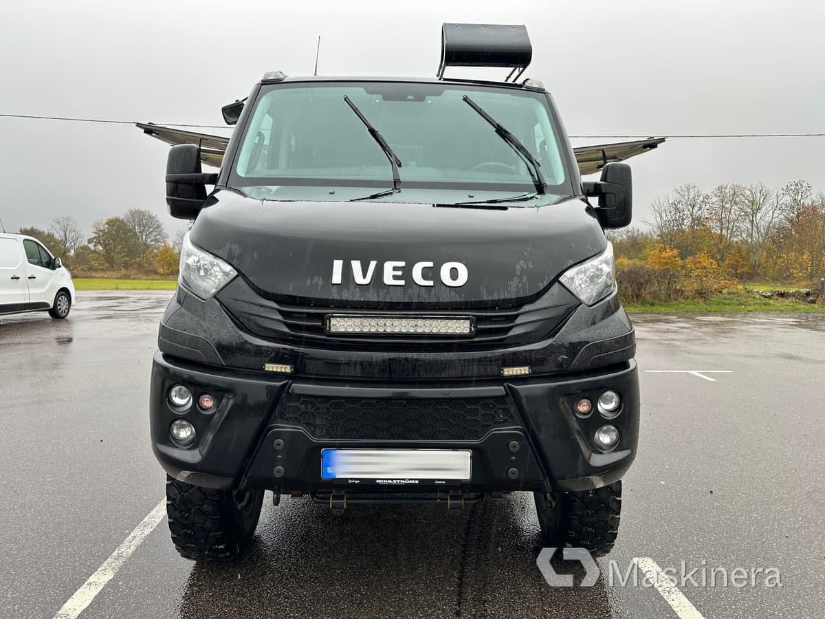 Iveco Daily 55-180 4x4 3.0 Arbetsbil Iveco Daily 4x4 3.0 - فان: صورة 2 Iveco Daily 55-180 4x4 3.0 Arbetsbil Iveco Daily 4x4 3.0 - فان: صورة 2