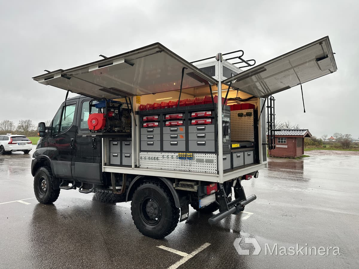 Iveco Daily 55-180 4x4 3.0 Arbetsbil Iveco Daily 4x4 3.0 - فان: صورة 5 Iveco Daily 55-180 4x4 3.0 Arbetsbil Iveco Daily 4x4 3.0 - فان: صورة 5