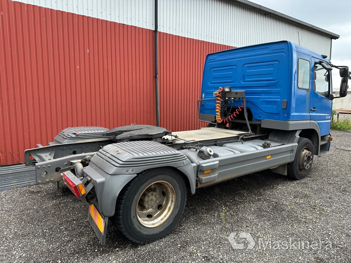 Lastbil Mercedes-Benz Atego 1328 LS 4X - وحدة جر: صورة 3 Lastbil Mercedes-Benz Atego 1328 LS 4X - وحدة جر: صورة 3