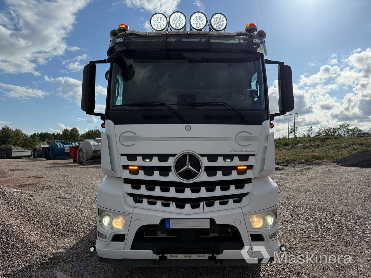 Lastväxlare Mercedes Arocs 2551 - شاحنة ذات خطاف: صورة 2 Lastväxlare Mercedes Arocs 2551 - شاحنة ذات خطاف: صورة 2
