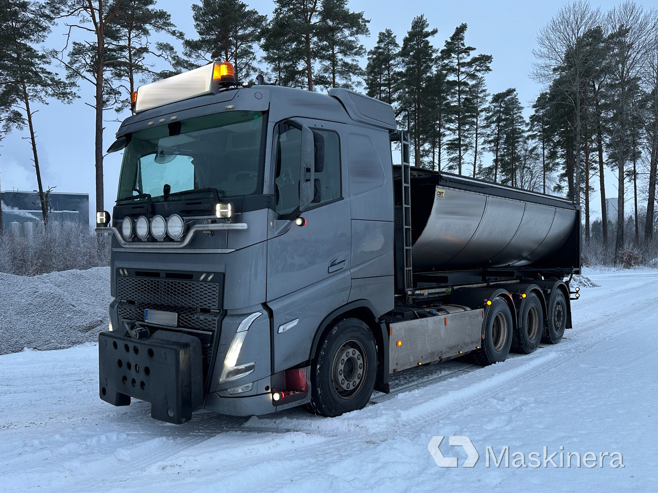Lastväxlare Volvo FH med sprider & flak - شاحنة ذات خطاف: صورة 1 Lastväxlare Volvo FH med sprider & flak - شاحنة ذات خطاف: صورة 1