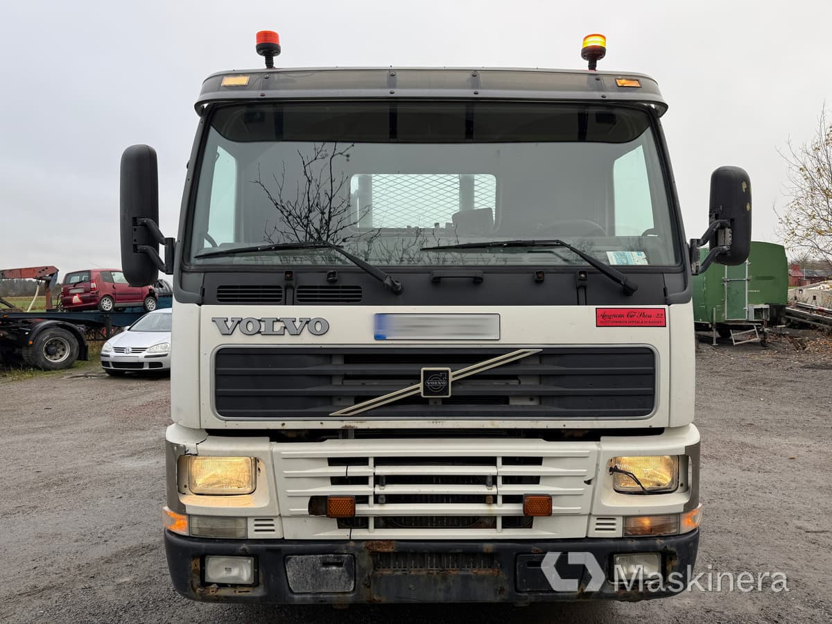 Lastväxlare Volvo FM12 6X2 - شاحنة ذات خطاف: صورة 2 Lastväxlare Volvo FM12 6X2 - شاحنة ذات خطاف: صورة 2