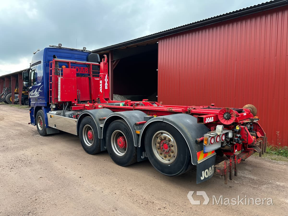 Mercedes Benz 930.24 3260L Krokbil Mercedes Benz 3260L med Cameleont - شاحنة ذات خطاف: صورة 4 Mercedes Benz 930.24 3260L Krokbil Mercedes Benz 3260L med Cameleont - شاحنة ذات خطاف: صورة 4