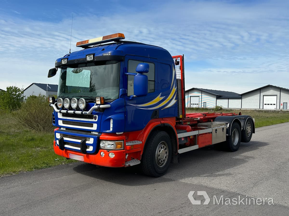 Scania P400LB6X2*4HNB Lastväxlare Scania P400 6X2*4 - شاحنة ذات خطاف: صورة 1 Scania P400LB6X2*4HNB Lastväxlare Scania P400 6X2*4 - شاحنة ذات خطاف: صورة 1