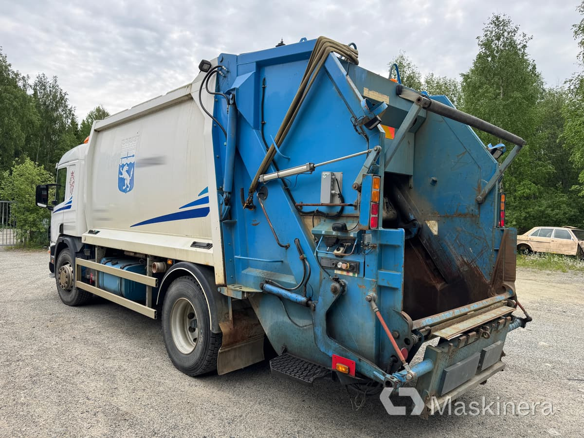 Scania P94DB 4X2 NA 230 Sopbil Scania P94DB 4X2 Baklastare - شاحنة النفايات: صورة 3 Scania P94DB 4X2 NA 230 Sopbil Scania P94DB 4X2 Baklastare - شاحنة النفايات: صورة 3