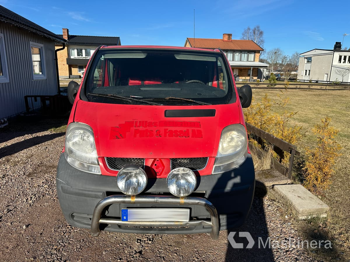 Skåpbil Renault Trafic 1.9 dCi - فان: صورة 2 Skåpbil Renault Trafic 1.9 dCi - فان: صورة 2