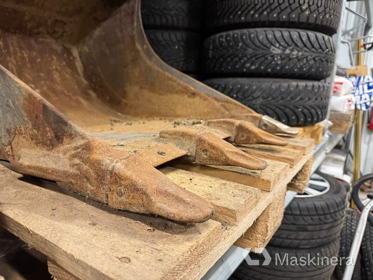 Tandad Grävskopa Götene G 230 S40 - بكت حفار: صورة 5 Tandad Grävskopa Götene G 230 S40 - بكت حفار: صورة 5