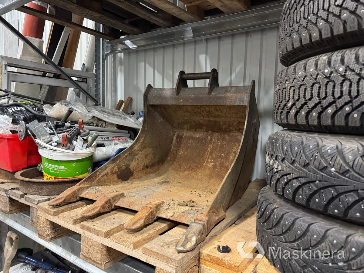 Tandad Grävskopa Götene G 230 S40 - بكت حفار: صورة 1 Tandad Grävskopa Götene G 230 S40 - بكت حفار: صورة 1