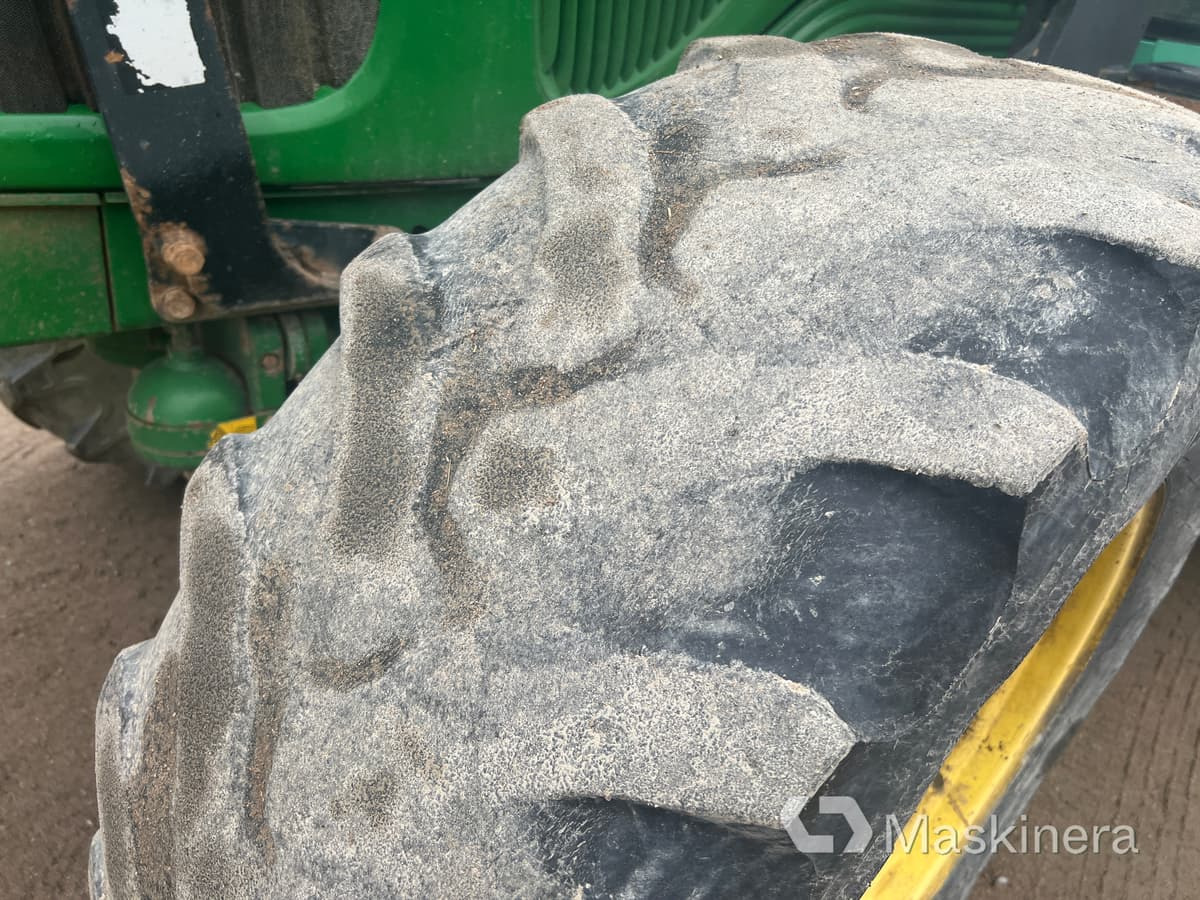 جرار Traktor John Deere 6620 med lastare: صورة 13
