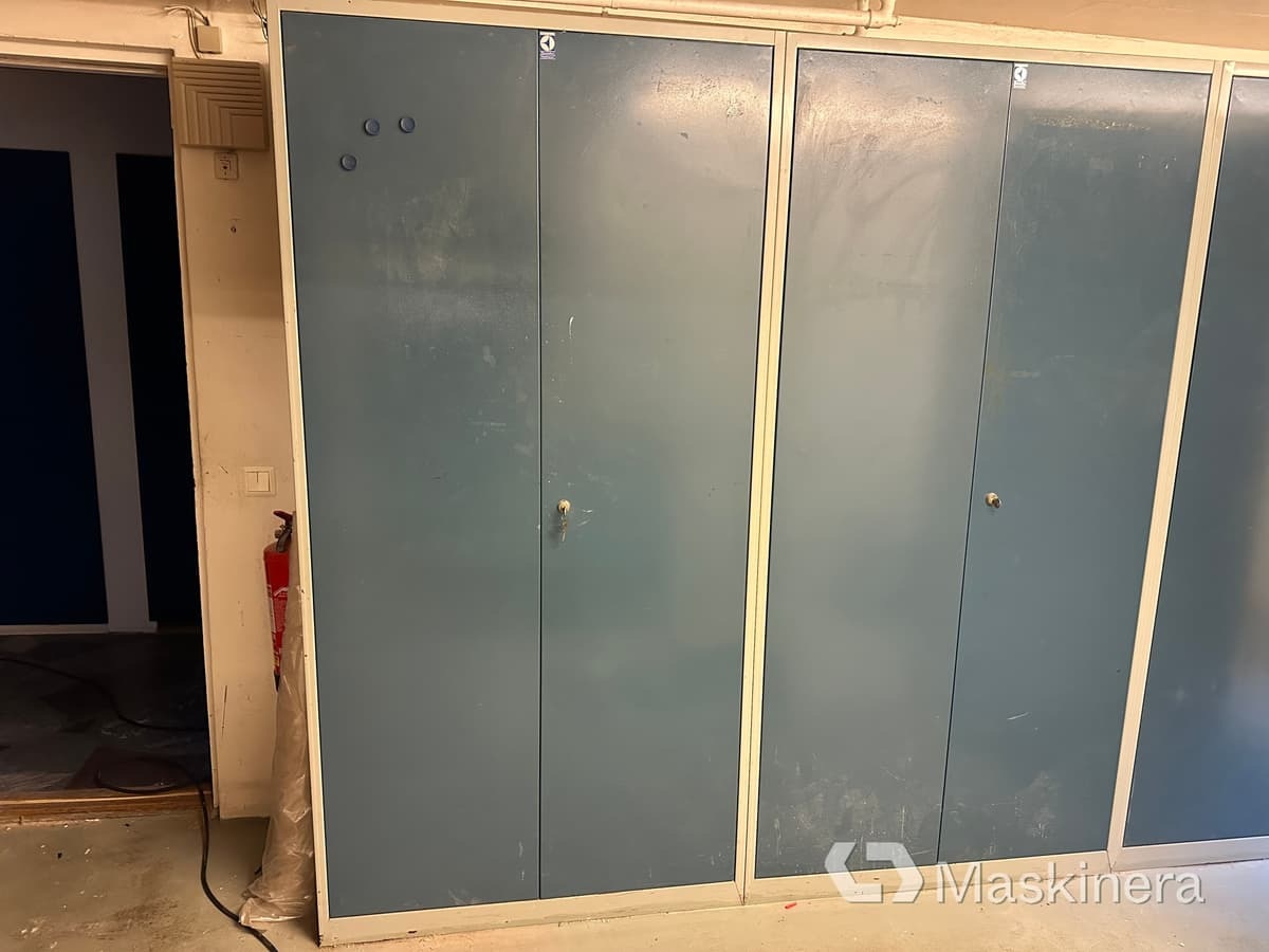 Verktygsskåp Electrolux Constructor 4 stycken - معدات صناعية: صورة 3 Verktygsskåp Electrolux Constructor 4 stycken - معدات صناعية: صورة 3