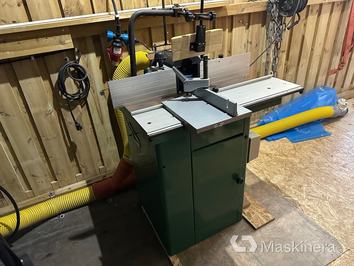 Vertikalfräs KUFO SK-28SP med LUNA spånsug - آلة النجارة: صورة 4 Vertikalfräs KUFO SK-28SP med LUNA spånsug - آلة النجارة: صورة 4