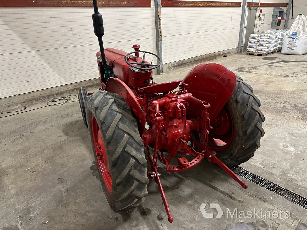 Veterantraktor Volvo BM 320 - جرار: صورة 5 Veterantraktor Volvo BM 320 - جرار: صورة 5