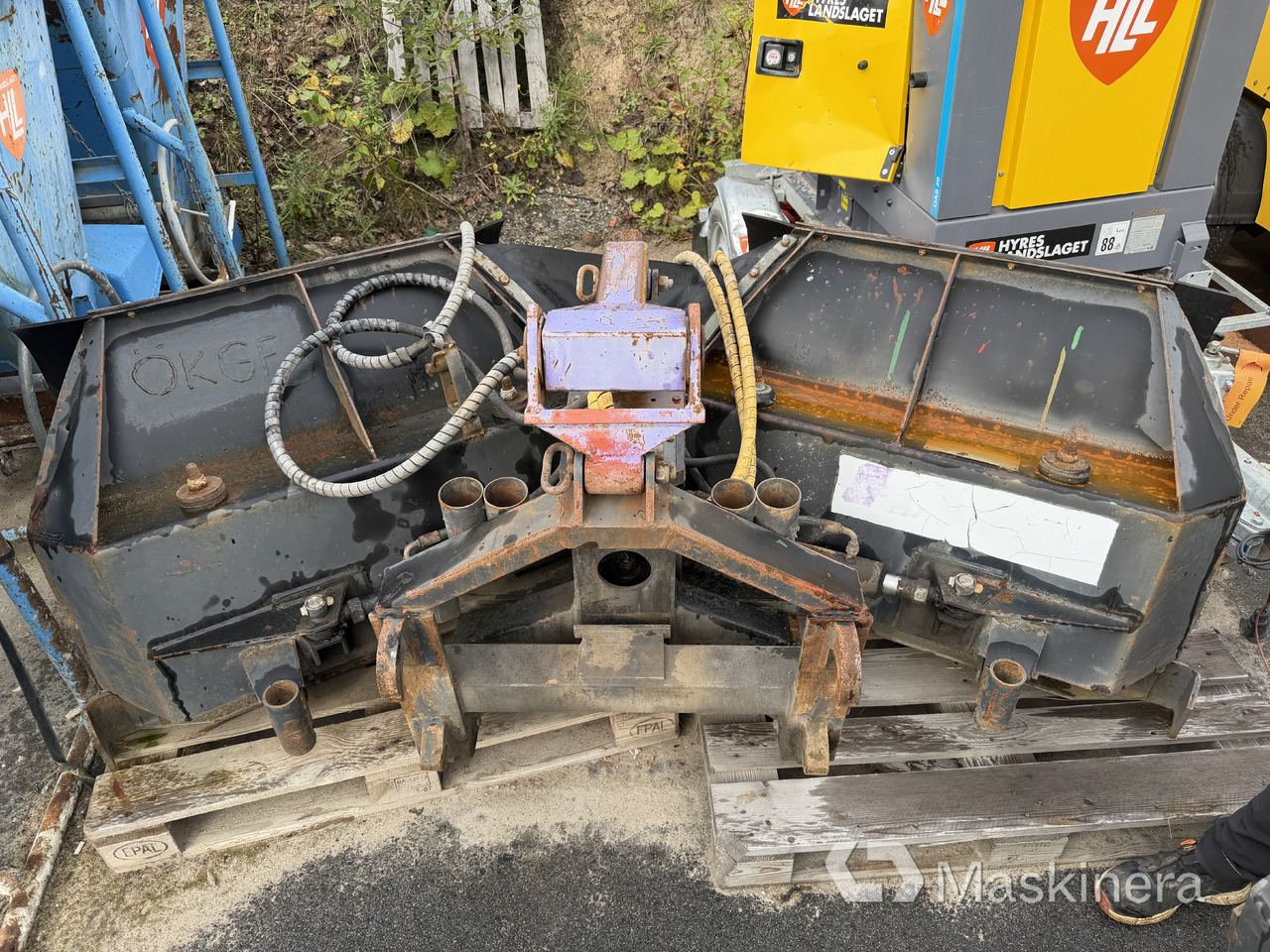 Vikplog Holms KHV-240 Trima fäste - كاسحة ثلوج: صورة 1 Vikplog Holms KHV-240 Trima fäste - كاسحة ثلوج: صورة 1