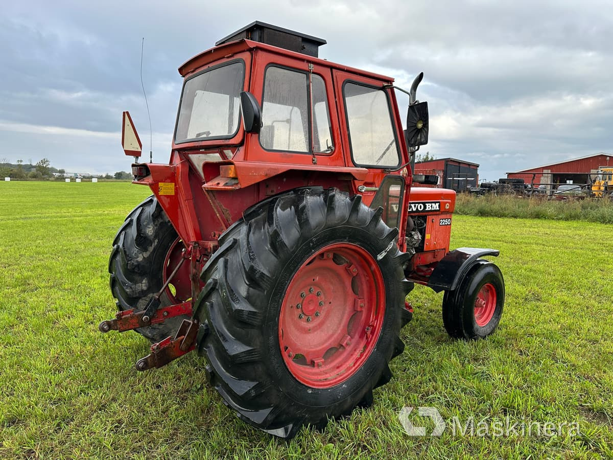 Volvo BM 2250 Traktor Volvo BM 2250 - جرار: صورة 5 Volvo BM 2250 Traktor Volvo BM 2250 - جرار: صورة 5