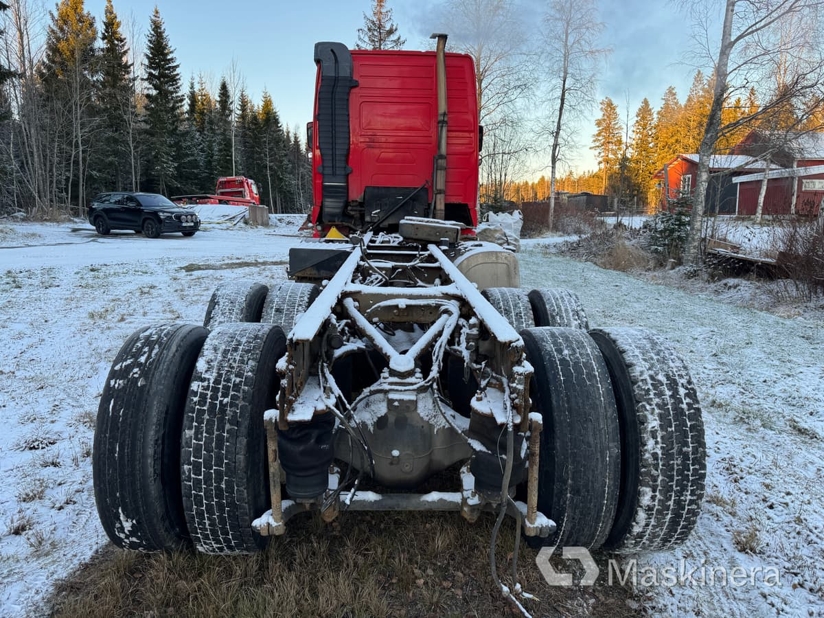 Volvo FH-520 6*4 Lastbil Volvo FH 520 6*4 chassi - شاحنة هيكل كابينة: صورة 4 Volvo FH-520 6*4 Lastbil Volvo FH 520 6*4 chassi - شاحنة هيكل كابينة: صورة 4