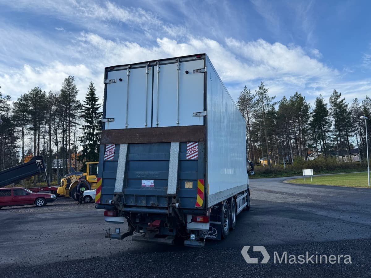 Volvo FM Skåpbil 6x2 - شاحنة مقفلة: صورة 2 Volvo FM Skåpbil 6x2 - شاحنة مقفلة: صورة 2