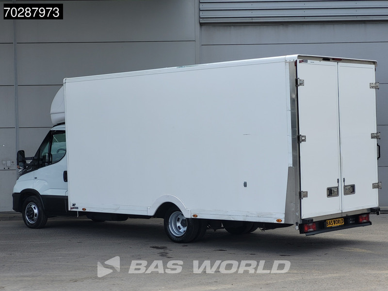 Iveco 35C14 Automaat Luchtvering 530cm lang! Verkoopwagen Bakwagen Airco Cruise Camera Euro6 Meubelbak Plancher Foodtruck Paardenwagen 30m3 - شاحنة مغلقة الصندوق: صورة 2 Iveco 35C14 Automaat Luchtvering 530cm lang! Verkoopwagen Bakwagen Airco Cruise Camera Euro6 Meubelbak Plancher Foodtruck Paardenwagen 30m3 - شاحنة مغلقة الصندوق: صورة 2